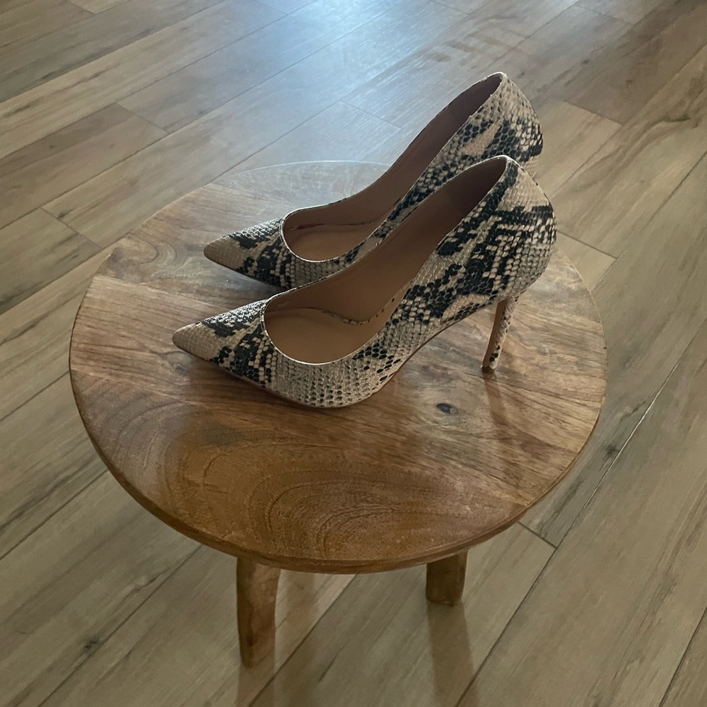 Steve Madden Embossed Snake Print Pointy Toe Heel… - image 5